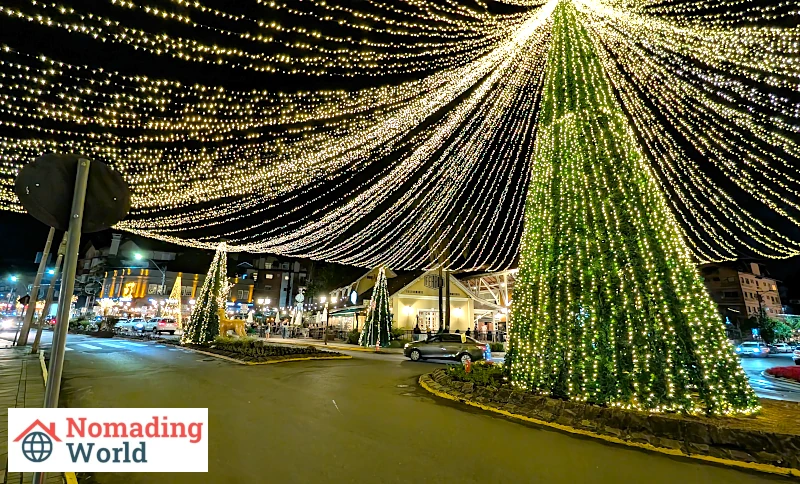 Photo of downtown Canela at night.